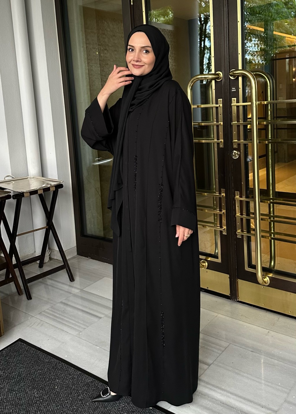 Aura Taşlı Abaya Siyah