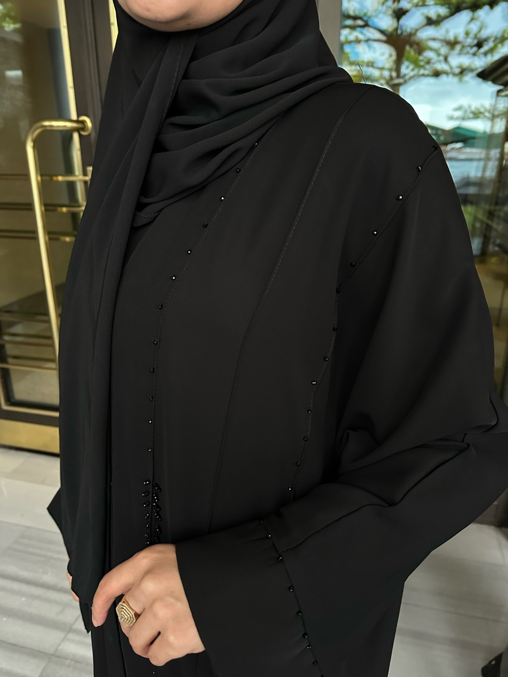 Aura Taşlı Abaya Siyah