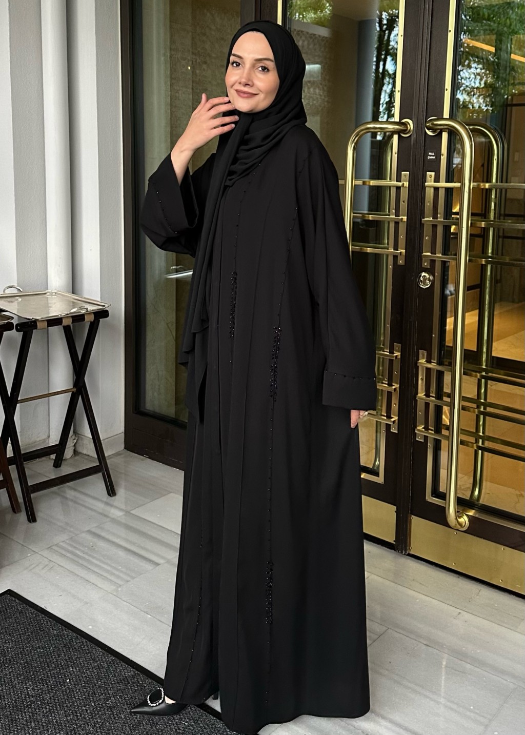 Aura Taşlı Abaya Siyah
