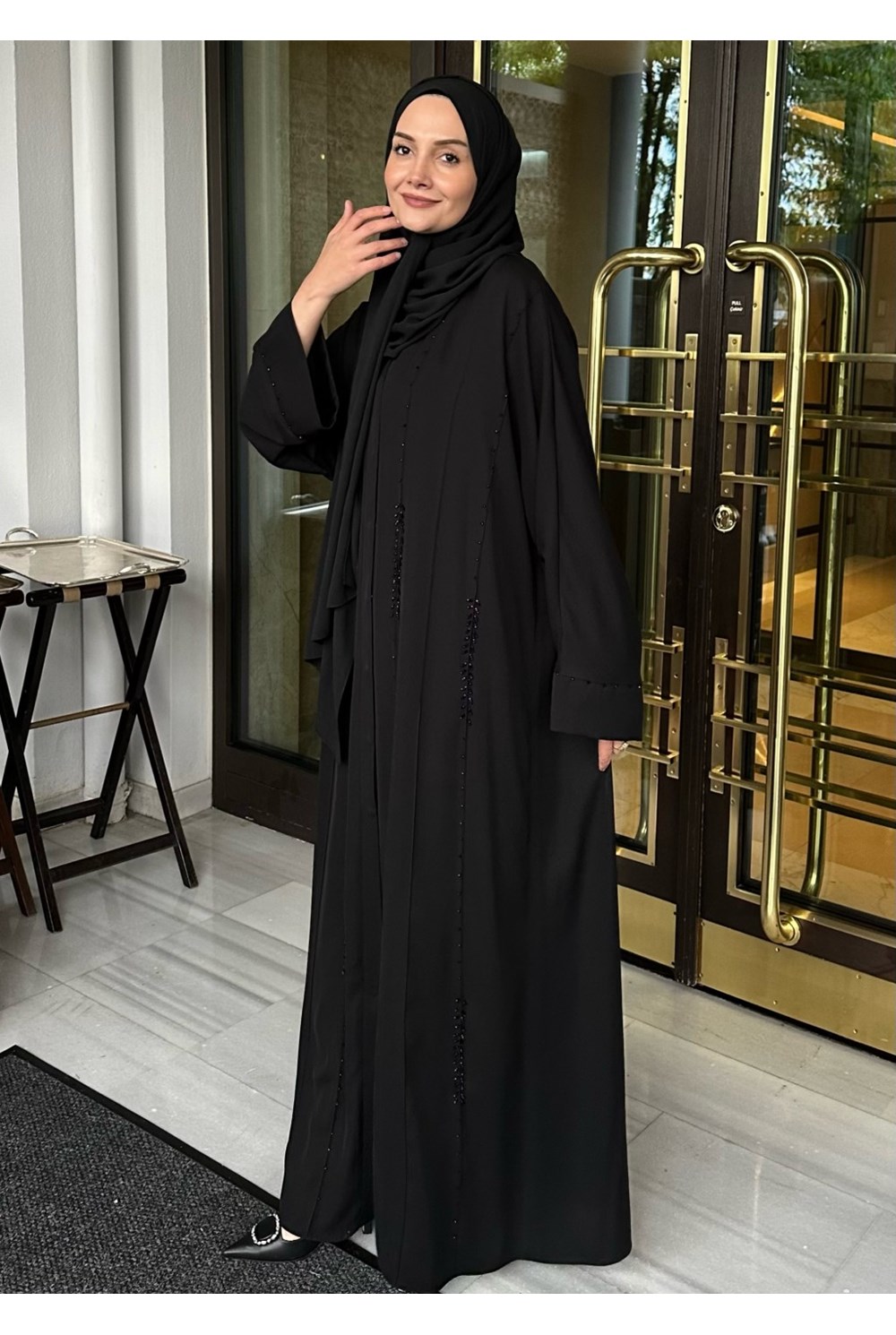 Aura Taşlı Abaya Siyah