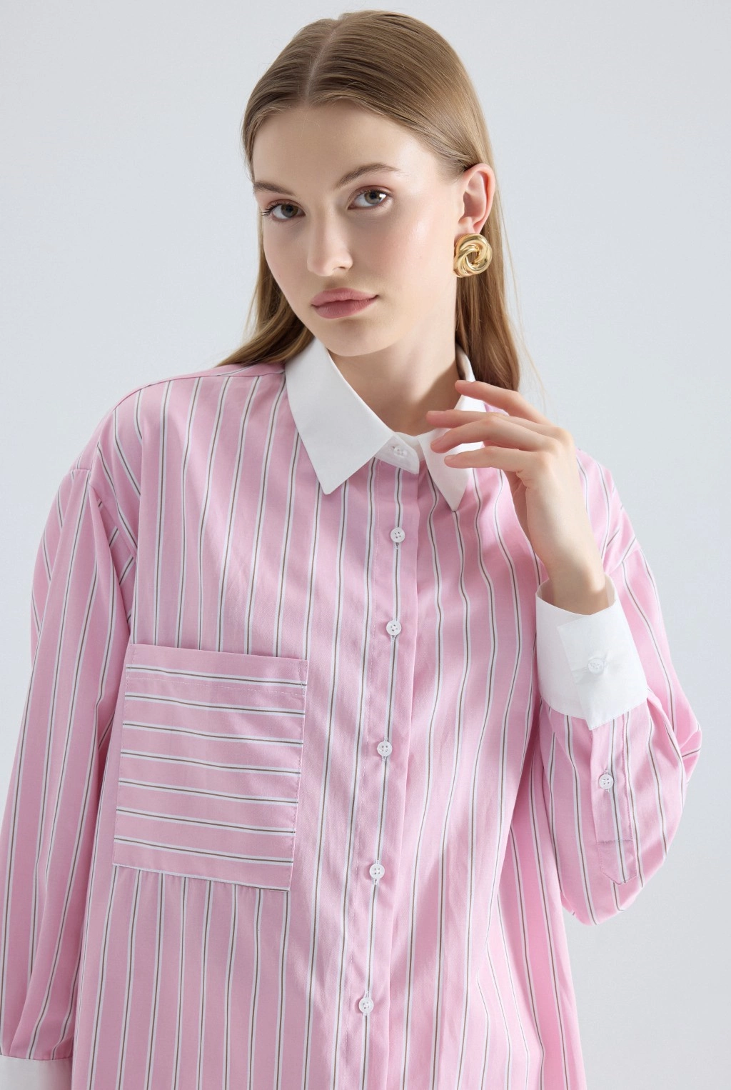 Beyaz Yaka Manşet Pembe