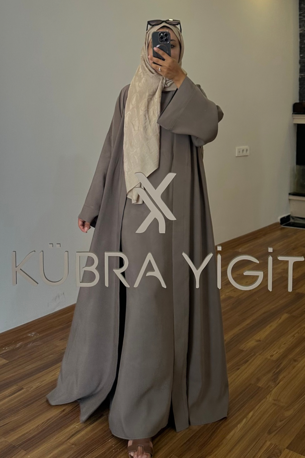 Cupra İç Elbiseli Abaya Vizon
