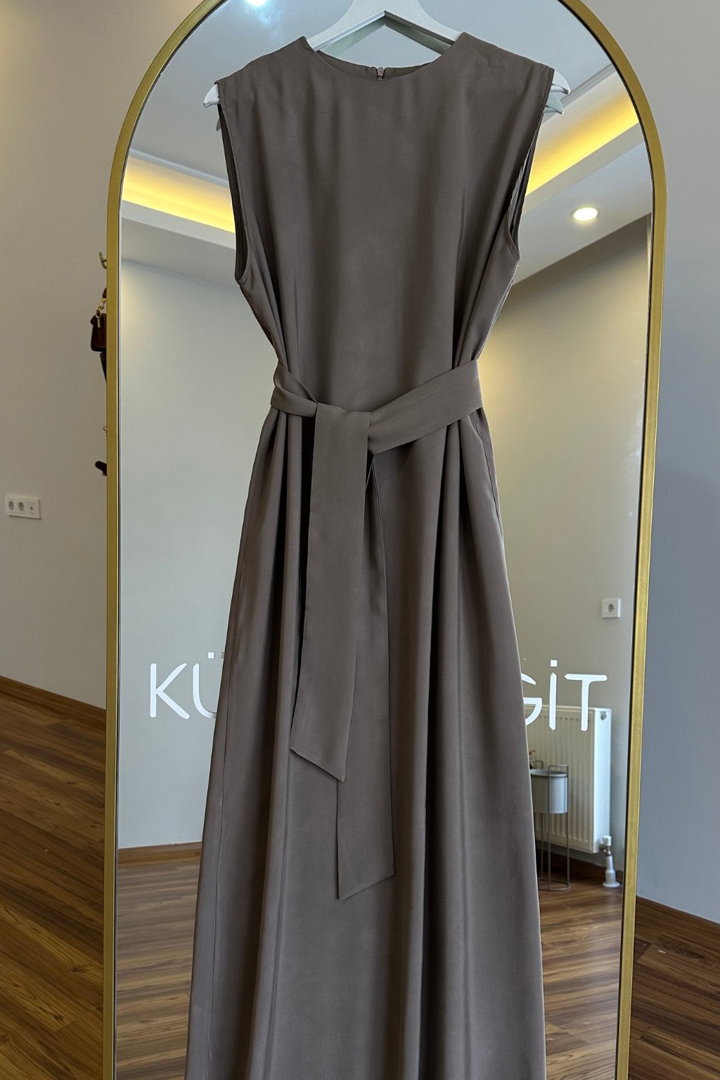 Cupra İç Elbiseli Abaya Vizon