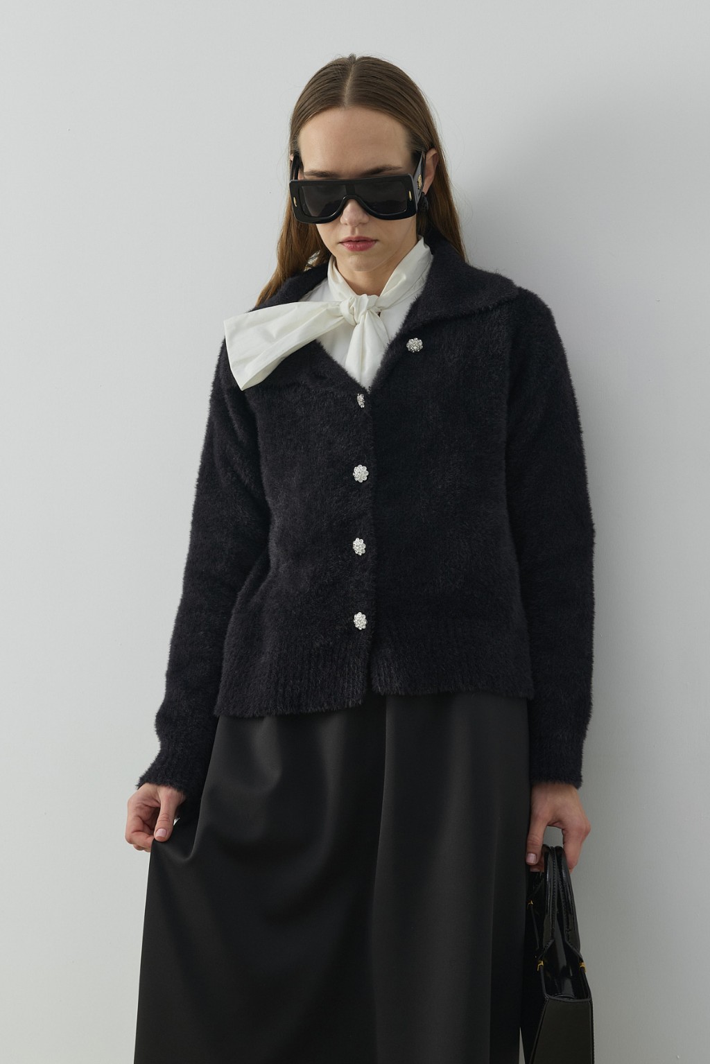 Düğme Detaylı Soft Hırka Siyah