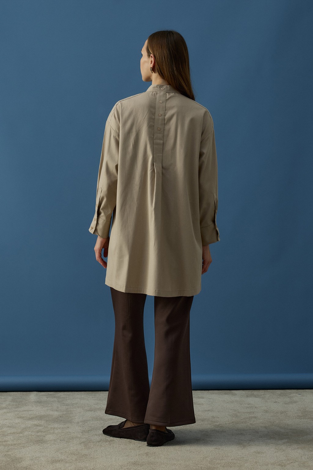 Gizli Cepli Hakim Yaka Gömlek Krem 