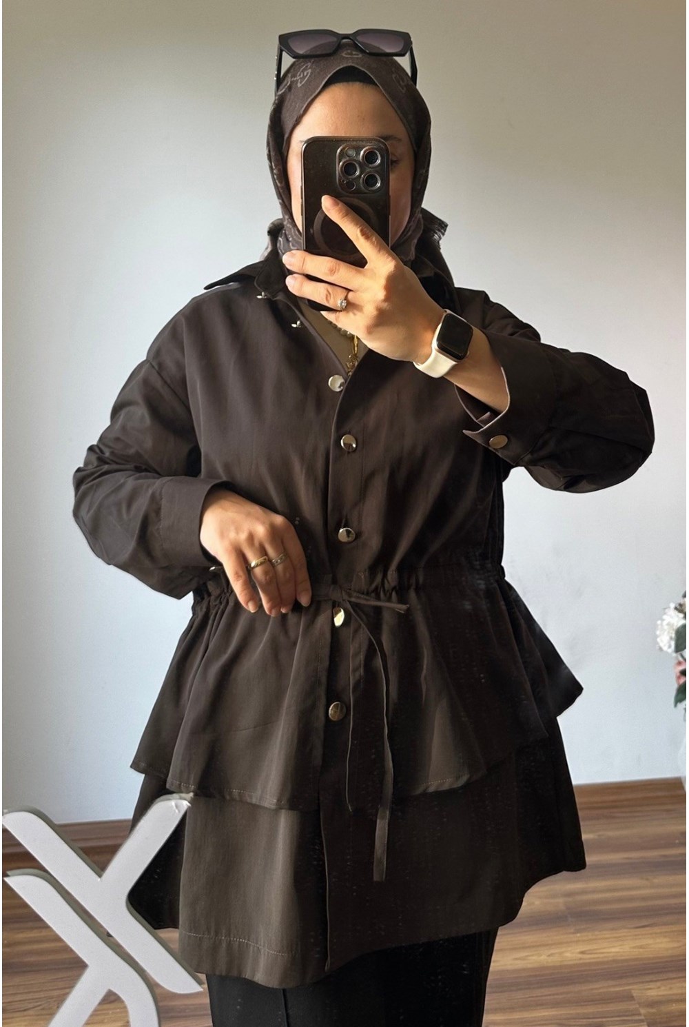 Gold Düğmeli Volan Ceket Kahverengi