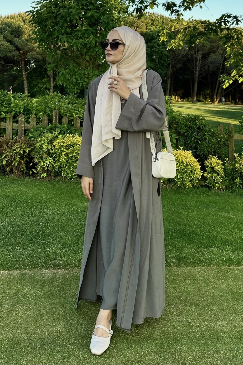 Cupra İç Elbiseli Abaya Haki