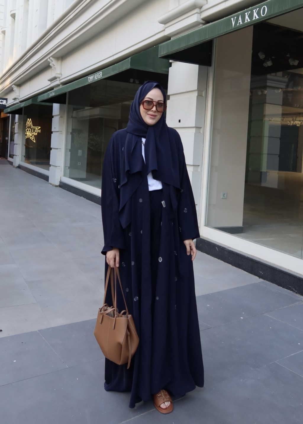 Naira Abaya Lacivert Küçük Desen 